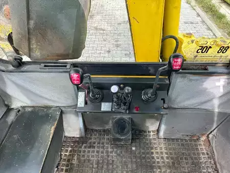 Rigid Backhoe Loader 1998 Kramer 616S (12)