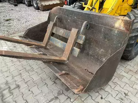Rigid Backhoe Loader 1998 Kramer 616S (6)