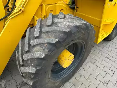 Rigid Backhoe Loader 1998 Kramer 616S (8)