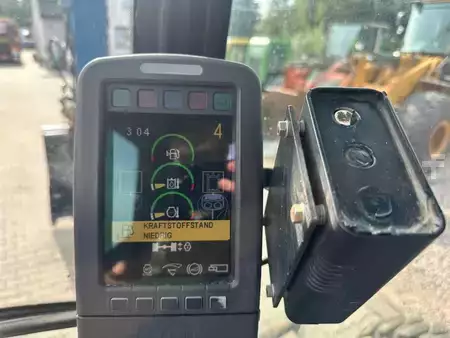 Escavadora de rodas 2009 Caterpillar M 318 D (14)