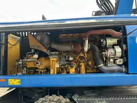 Escavadora de rodas 2009 Caterpillar M 318 D (9)