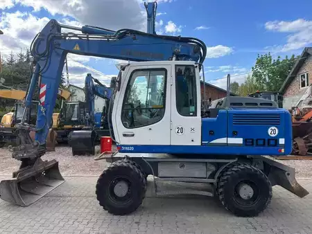 Mobilní bagry 2010 Liebherr A 900 C (1)