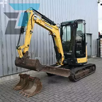Minibagry 2017 Yanmar VIO25-6 (2)