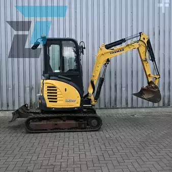 Minibagry 2017 Yanmar VIO25-6 (4)