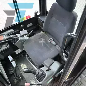 Minibagry 2017 Yanmar VIO25-6 (9)
