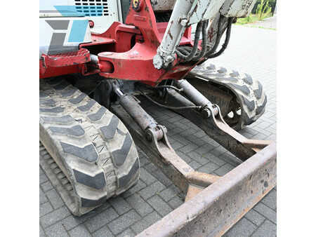 Lánctalpas kotrógép 2006 Takeuchi TB175 Rups graafmachine (12)