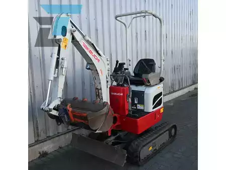 Minibagry 2022 Takeuchi TB210R (19)