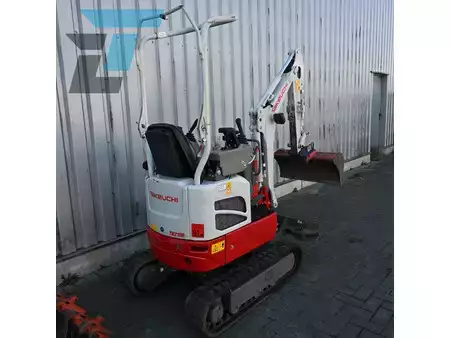 Minibagry 2022 Takeuchi TB210R (3)
