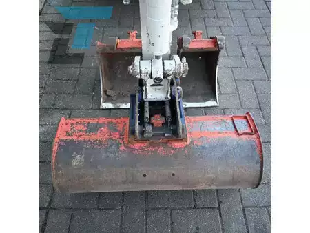 Minibagry 2022 Takeuchi TB210R (5)