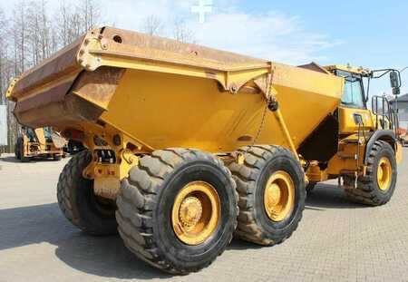 Kink Dumprar 2015 Bell B30E 6x6 (6)