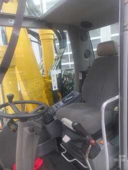 New Holland MH Plus