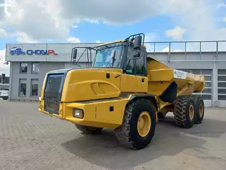 Nivelohjatut dumpperit 2008 Bell B25D (1)