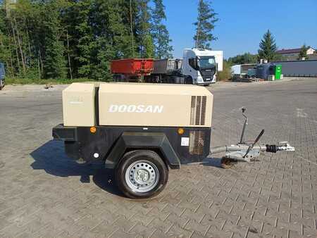 Doosan 741