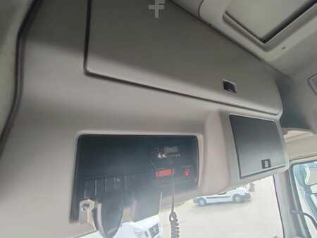 Náklaďák 2011 Renault Premium 460 (11)