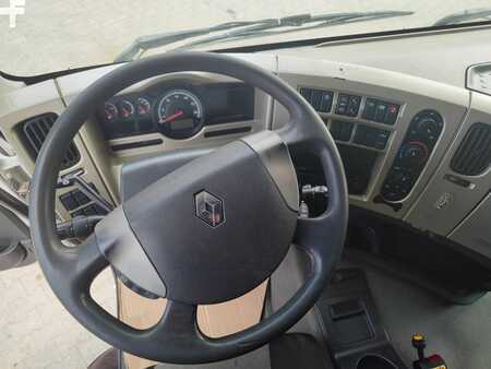 Náklaďák 2011 Renault Premium 460 (14)