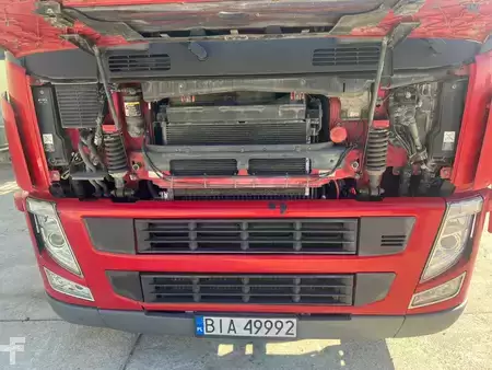 Náklaďák 2010 Volvo FM 410 (17)