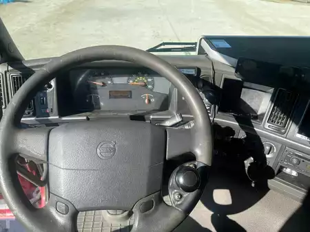 Náklaďák 2010 Volvo FM 410 (19)