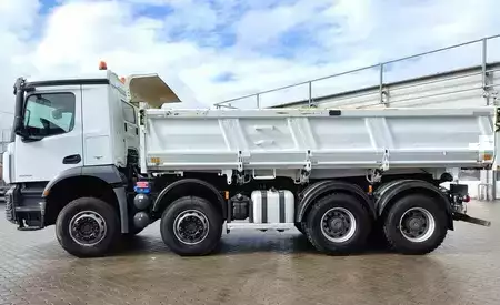 Camion 2017 Mercedes-Benz Actros 3243 (9)