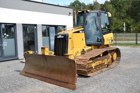 Bulldozers 2010 Caterpillar D4K LGP (2)