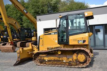 Bulldozers 2010 Caterpillar D4K LGP (3)