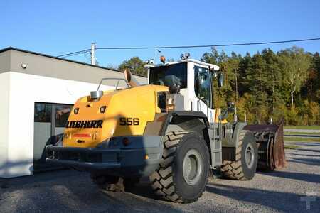 Liebherr L 556