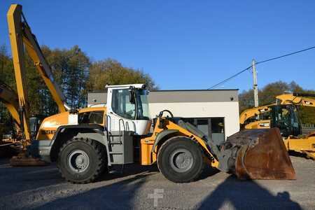 Liebherr L 556