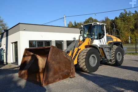 Liebherr L 556