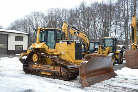 Planierraupe 2001 Caterpillar D6M LGP (2)