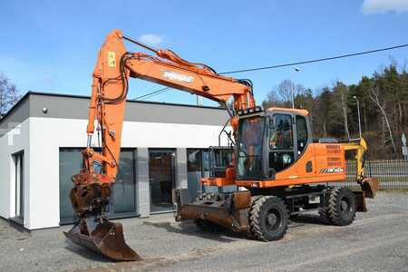 Mobilní bagry 2013 Doosan DX 140 W (1)