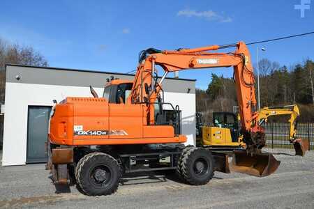 Mobilní bagry 2013 Doosan DX 140 W (11)