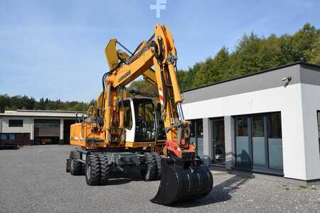Pyöräkaivinkoneet  2012 Liebherr A 904 C (13)