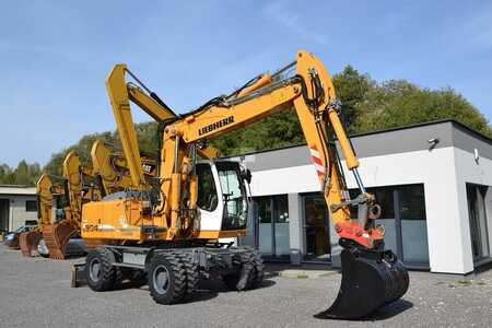 Pyöräkaivinkoneet  2012 Liebherr A 904 C (14)