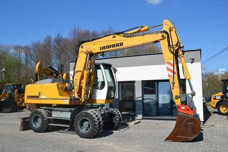Mobilbagger 2006 Liebherr A 900 C (13)