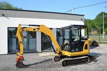 Mini excavadoras 2010 Caterpillar 302.5 (2)