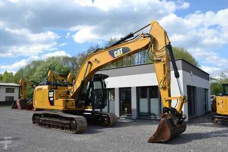 Beltegraver 2017 Caterpillar 320 FL (15)