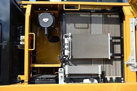 Beltegraver 2017 Caterpillar 320 FL (20)