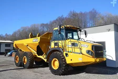 Kink Dumprar 2017 Bell B25 E (15)