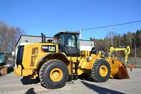 Carregadeira de rodas 2018 Caterpillar 966M (11)