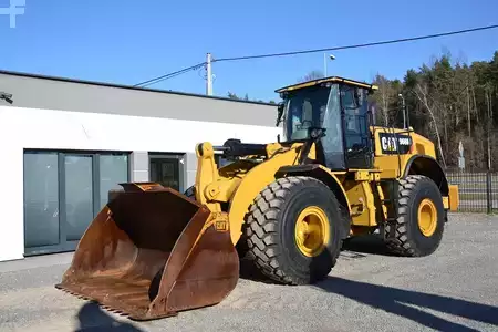 Carregadeira de rodas 2018 Caterpillar 966M (2)