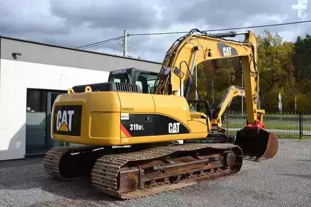 Koparki gąsienicowe 2009 Caterpillar 319DL (10)