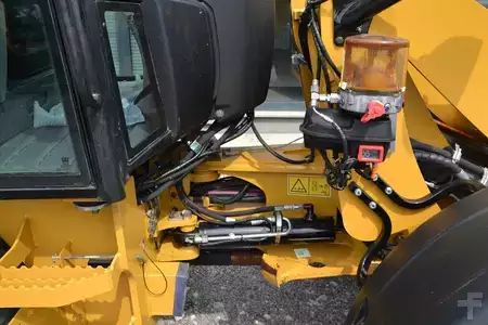 Radlader 2019 Caterpillar 908 M (18)