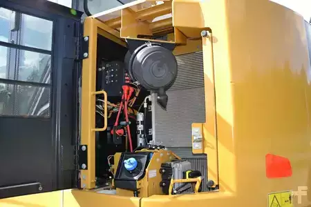 Korečková rýpadla 2017 Caterpillar 325FL (18)