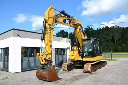 Korečková rýpadla 2017 Caterpillar 325FL (2)