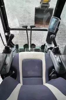 Korečková rýpadla 2017 Caterpillar 325FL (20)