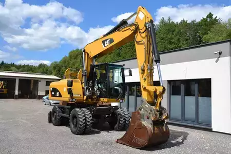 Escavatori gommati 2012 Caterpillar 318 D (15)