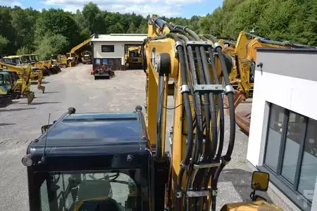 Escavatori gommati 2012 Caterpillar 318 D (17)