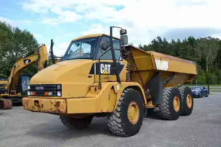 Nivelohjatut dumpperit 2012 Caterpillar 730 (2)