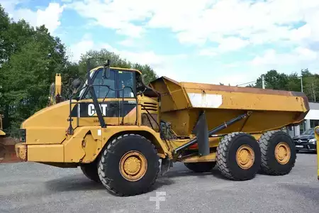 Nivelohjatut dumpperit 2012 Caterpillar 730 (3)