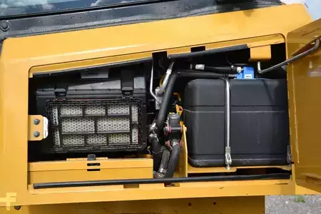 Pásové buldozery 2018 Caterpillar D6K2 LGP (18)