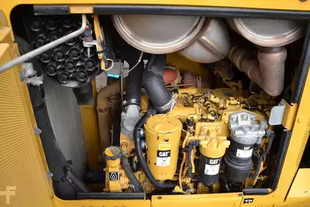 Pásové buldozery 2018 Caterpillar D6K2 LGP (20)